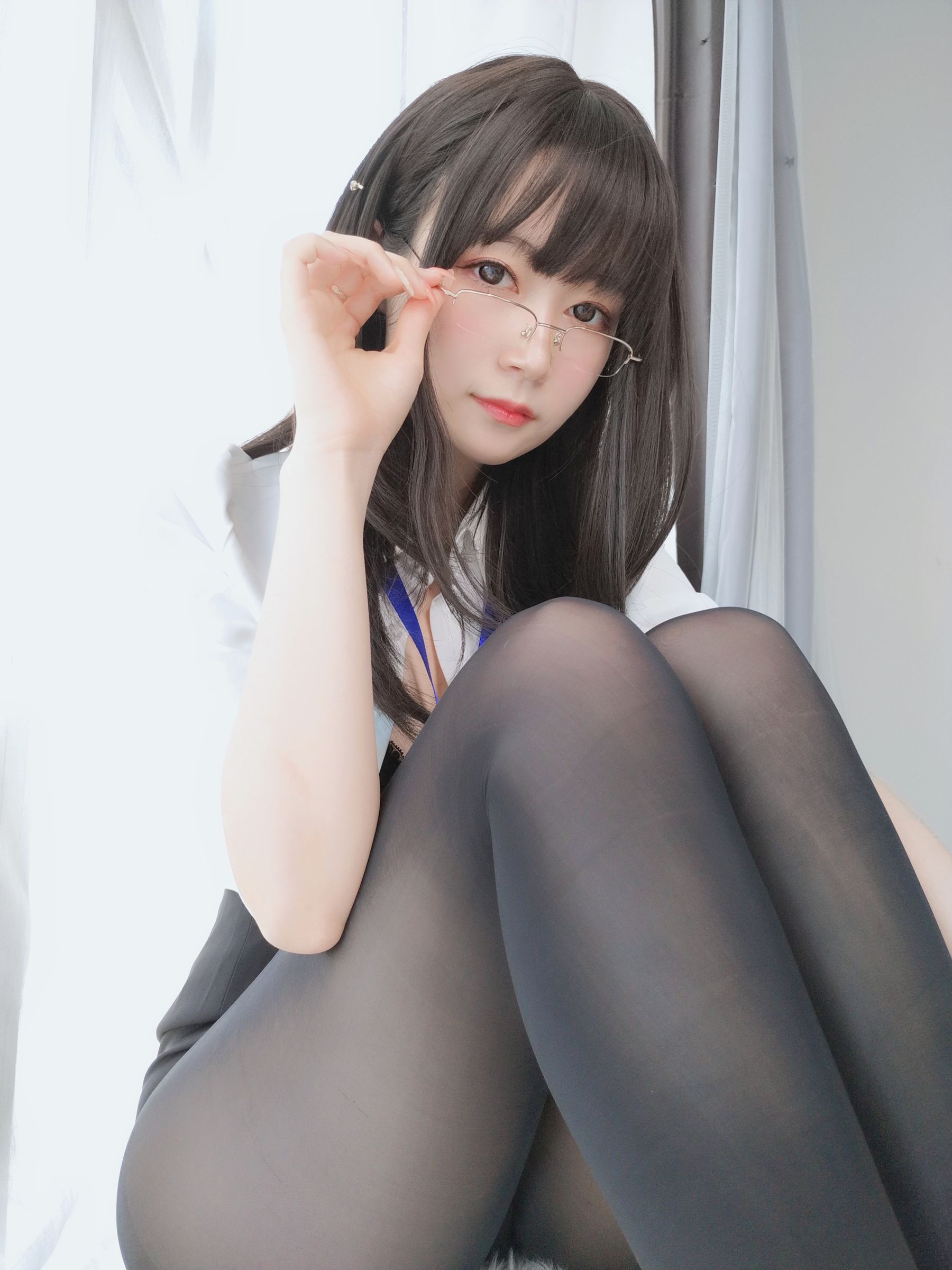 Coser小姐姐白银81–制服写真插图5
